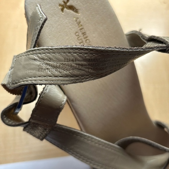 American Eagle Outfitters Sandals - Picture 3 of 9